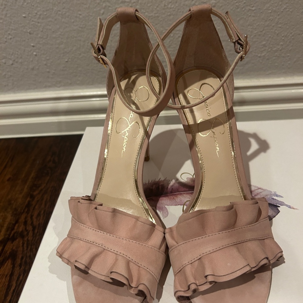 Jessica Simpson Blush Ruffle Heels - Picture 3 of 9